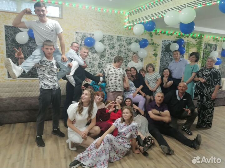 Ведущий/тамада +DJ- вокалист