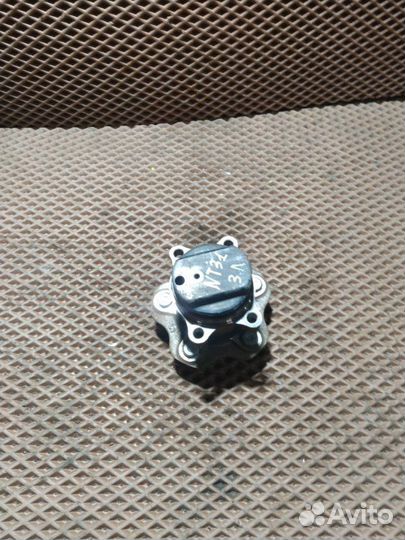 Ступица задняя левая Nissan X-Trail T31 MR20DE