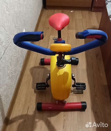 Детский велотренажер