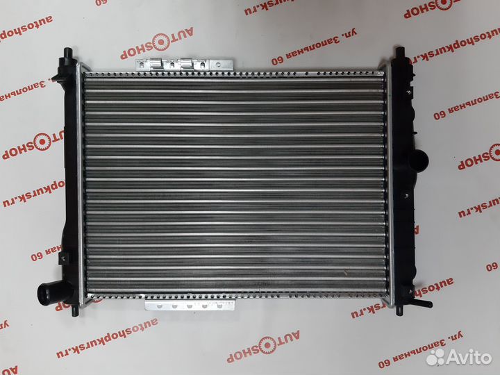 Радиатор охлаждения основной Шевроле Ланос Lanos