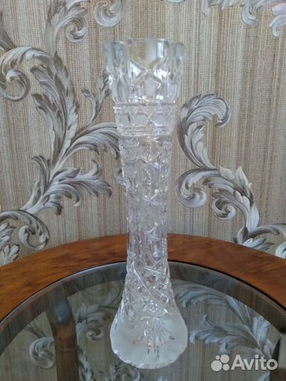Ваза хрустальная