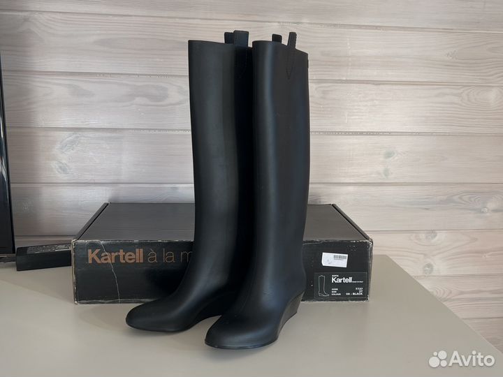 Женские резиновые сапоги