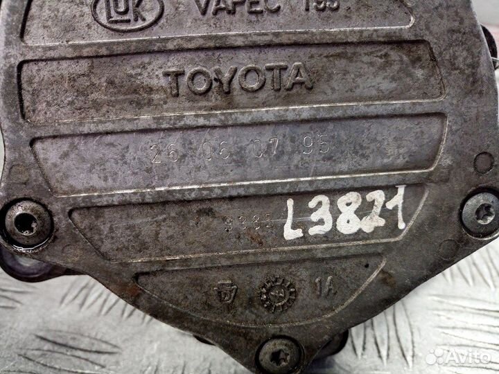Насос вакуумный для Toyota Corolla Verso
