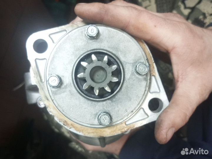 Стартер Hitachi 129940-77011 S14-102В 12V 15J