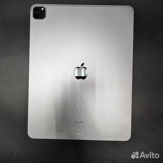Планшет Apple iPad Pro 12.9 2022 Wi-Fi 256Gb