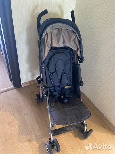 Продаю прогулочную коляску-трость Maclaren Quest