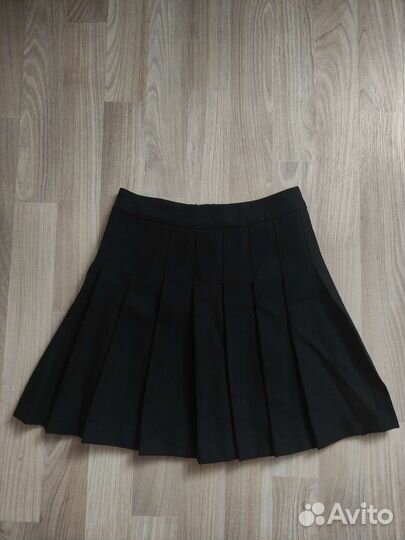 Теннисная юбка черная. Gloria jeans