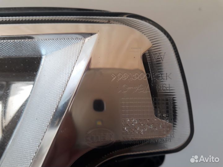 Противотуманная фара левая VW Passat B8, VAG