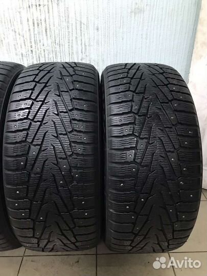 Nokian Tyres Hakkapeliitta 7 SUV 275/45 R20