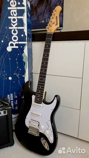 Электрогитара с комбиком комплект