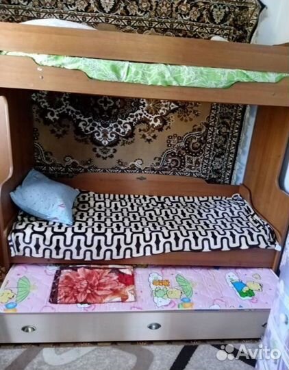 Кровать двухъярусная, трехъярусная