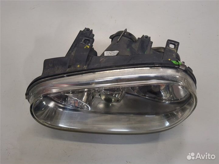 Фара (передняя) Volkswagen Golf 4, 2000