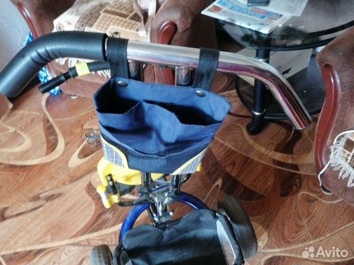 Трехколесный велосипед детский с ручкой