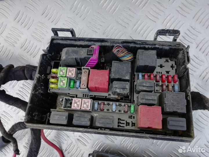 Блок предохранителей Opel Corsa D 1.4 Z14XEP МКПП