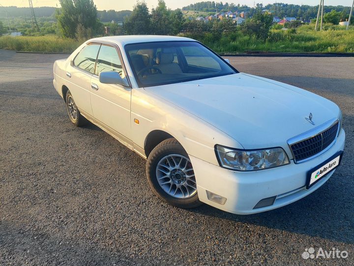 Nissan Laurel 2.0 AT, 2002, 238 000 км