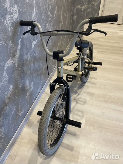 Трюковой велосипед бмх