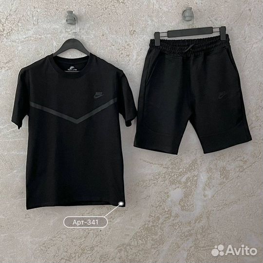 Костюм Nike tech шорты с футболкой