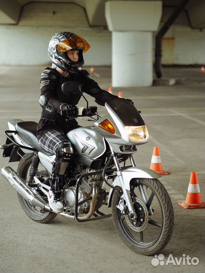 Мотошкола, Мотоинструктор