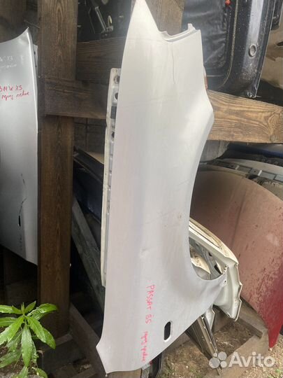 Крыло переднее правое VW Passat B5 1998г