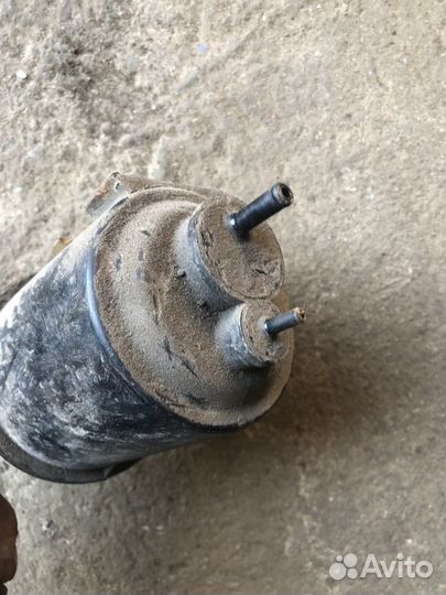 Абсорбер toyota corolla 1989г