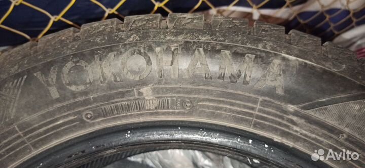 Yokohama Ice Guard IG60 215/60 R17