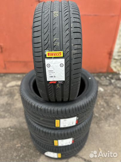 Pirelli Powergy 245/45 R18