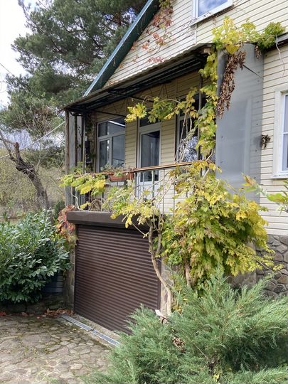 Дом 166 м² на участке 17,6 сот.