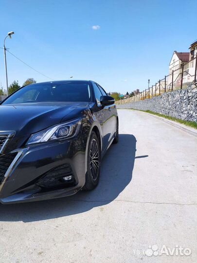 Toyota Crown 2.5 CVT, 2017, 94 000 км