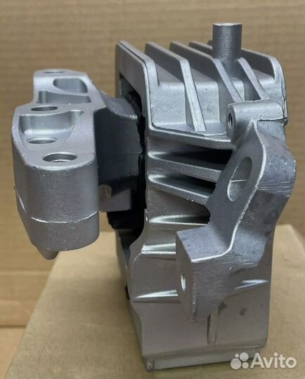 Кронштейн двигателя BMW X3 G01 X4 G02 B47