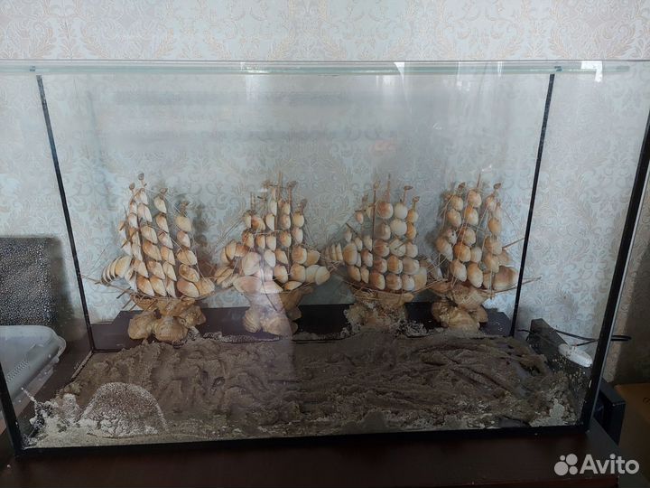 Аквариум с рыбками