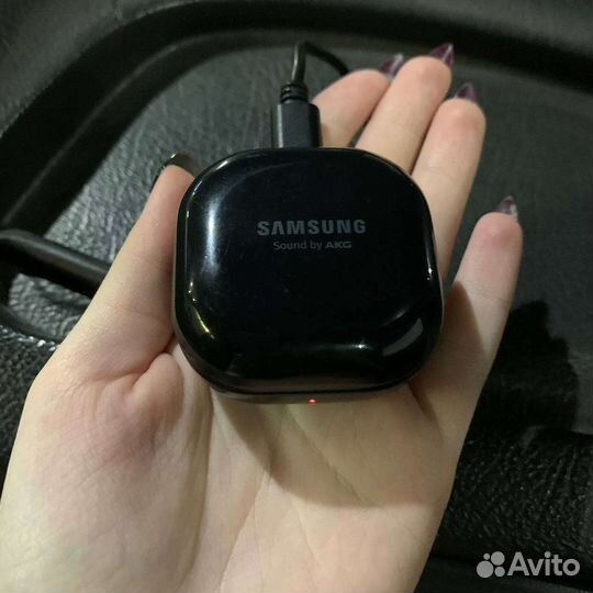 Кейс от наушников Samsung galaxy buds live SM-R180