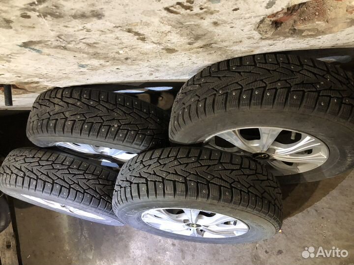 Зимняя резина Nokian Tyres 185 70 r14 92T