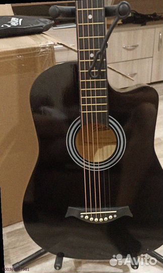 Гитара новая с комплектом аксессуаров (Арт.60673)