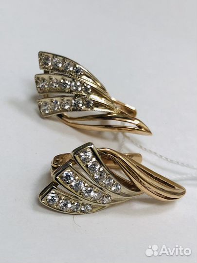 Золотые серьги