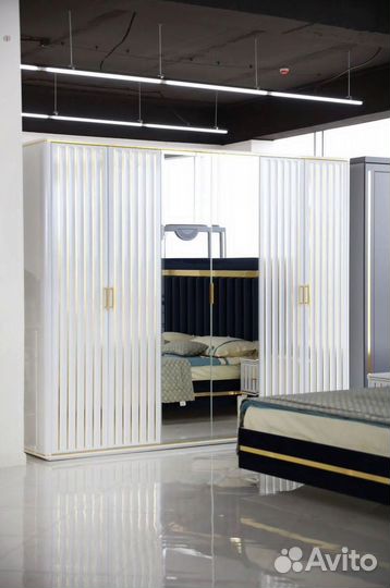 Спальная гарнитура