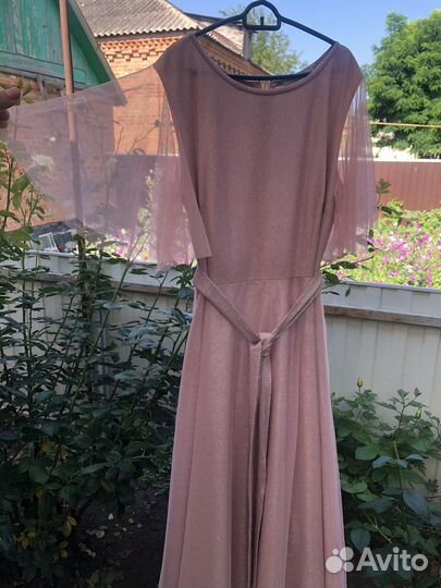 Вечернее платье