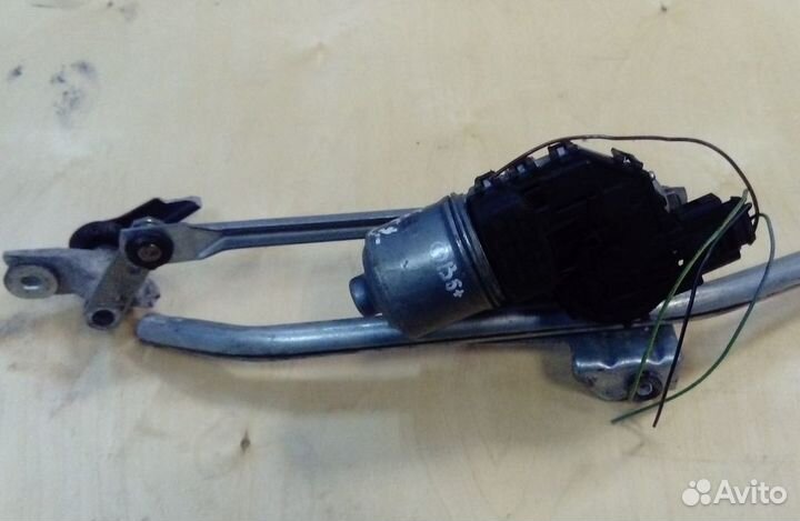 Мотор стеклоочистителя на VW passat B5+