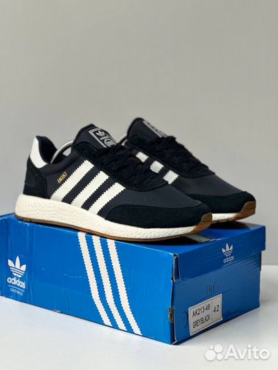 Кроссовки adidas iniki