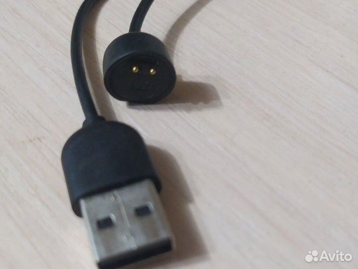 Зарядное Xiaomi Mi Band 5