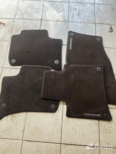 Коврик Porsche Cayenne