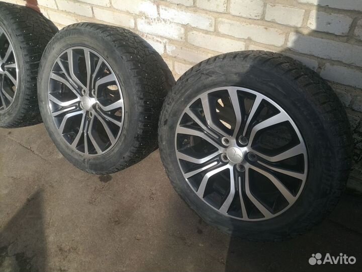 Колеса r18 225/55комплект ориг bridgestonе spike2