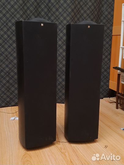 KEF Q3 Black Ash Напольная Hi-fi Акустика