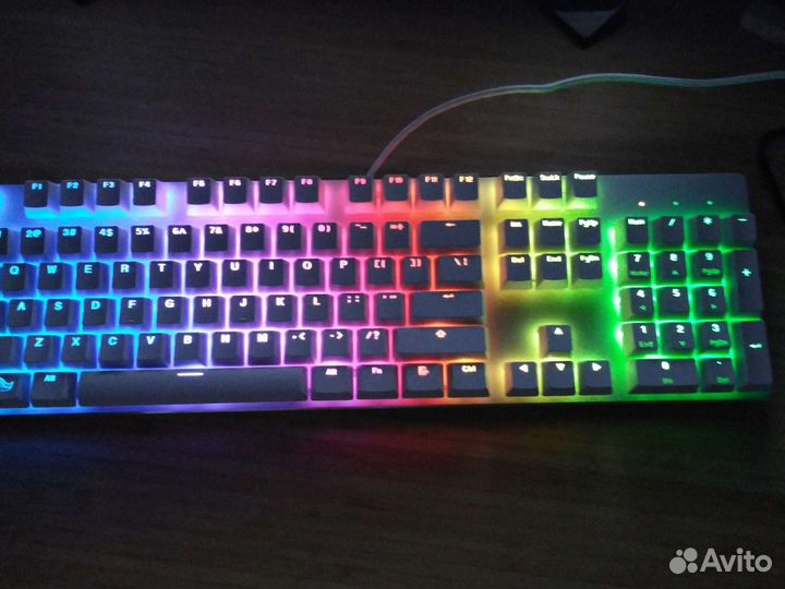 Клавиатура проводная новая Glorious