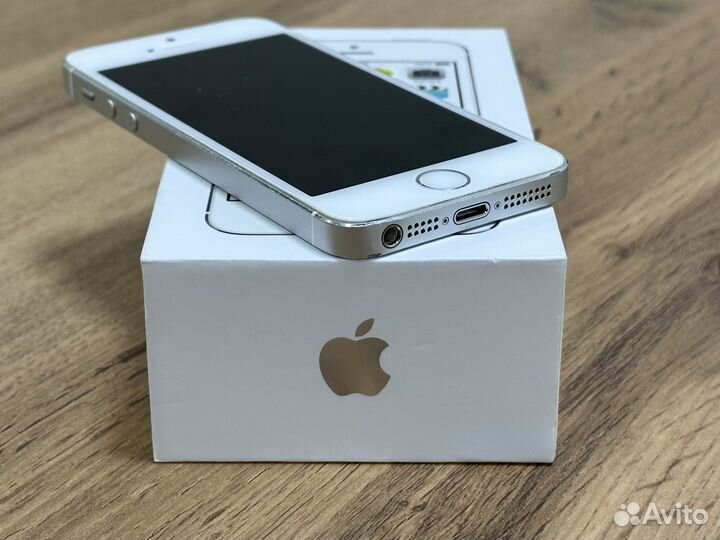 iPhone 5S, 32 ГБ