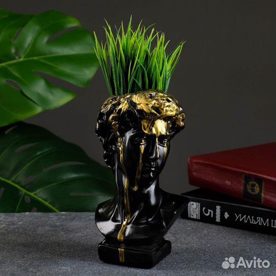 Гипсовое кашпо Давид