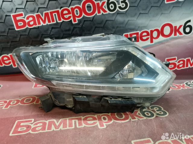 Фара передняя правая Nissan X-Trail