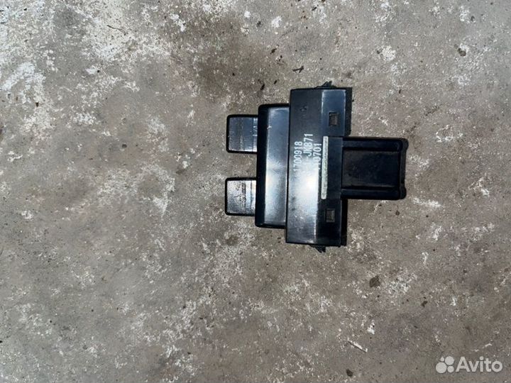 Кнопка часов Geely Mk LG1 2012