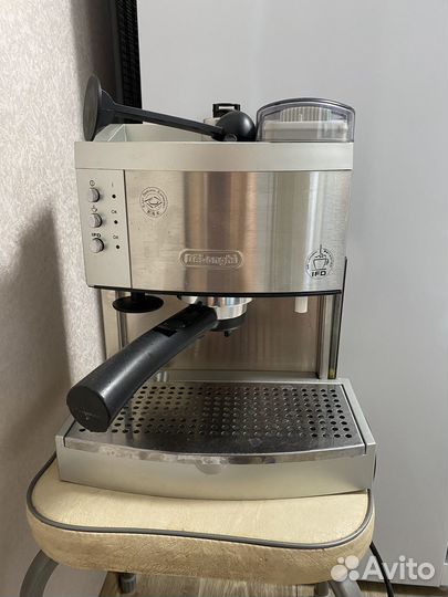 Кофеварка delongi EC750