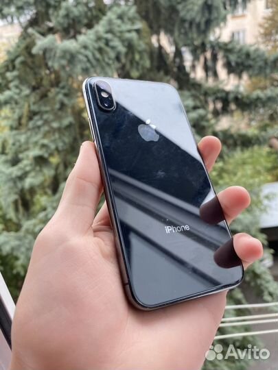 iPhone X, 64 ГБ