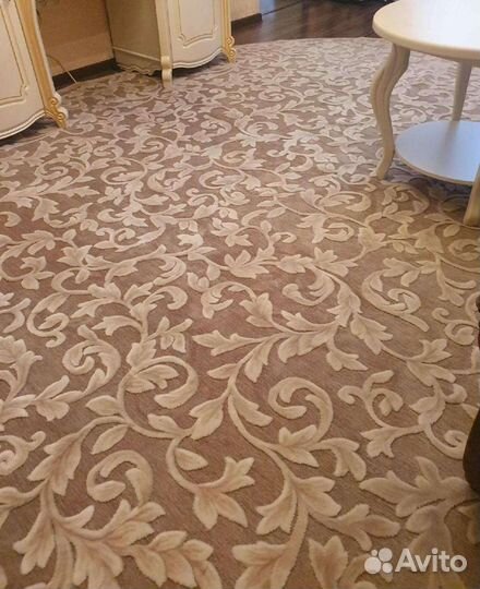 Ковер б.у овал большой